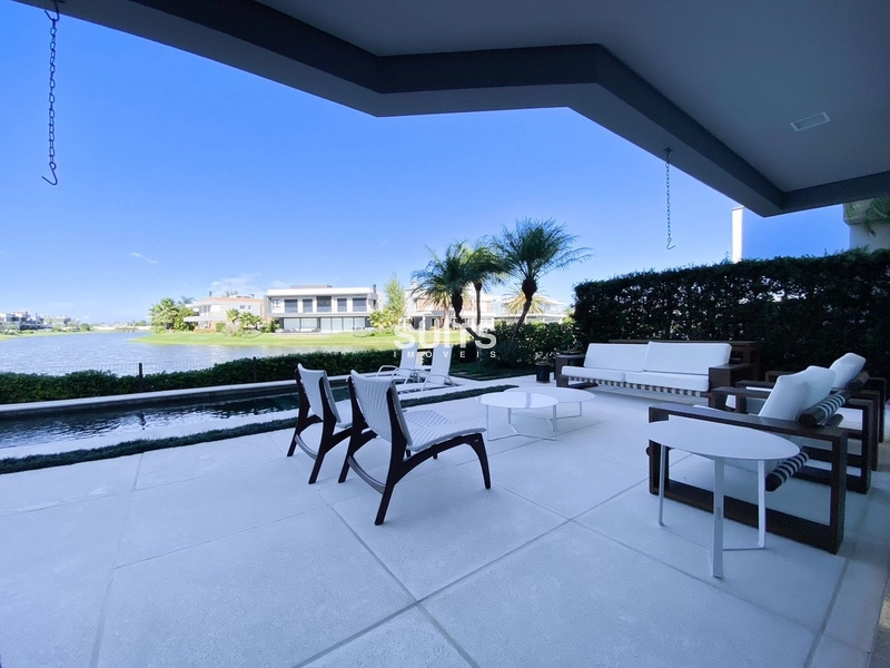 Belíssimo sobrado beira lago à venda no condomínio Enseada: 10ª foto da galeria de imagens do imóvel
