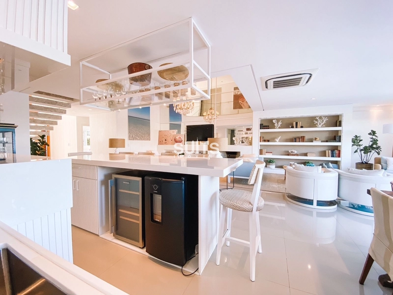 Belíssimo sobrado beira lago à venda no condomínio Enseada: 59ª foto da galeria de imagens do imóvel