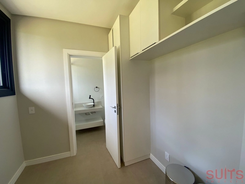 Magnífico sobrado beira lago no condomínio Enseada: 16ª foto da galeria de imagens do imóvel