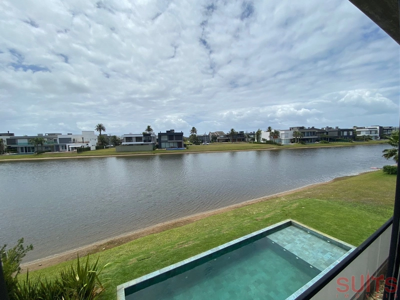 Magnífico sobrado beira lago no condomínio Enseada: 30ª foto da galeria de imagens do imóvel