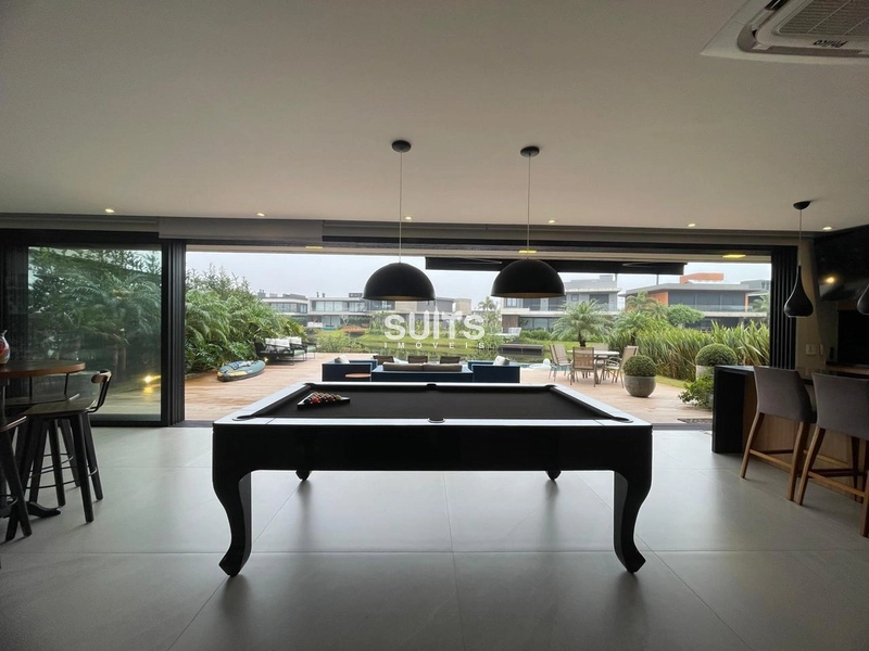 Lindíssimo sobrado beira lago à venda no condomínio Sense: 18ª foto da galeria de imagens do imóvel