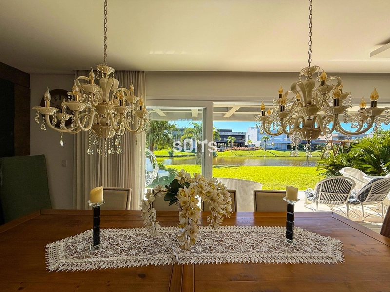 Magnífico sobrado beira lago no condomínio Villaggio: 7ª foto da galeria de imagens do imóvel