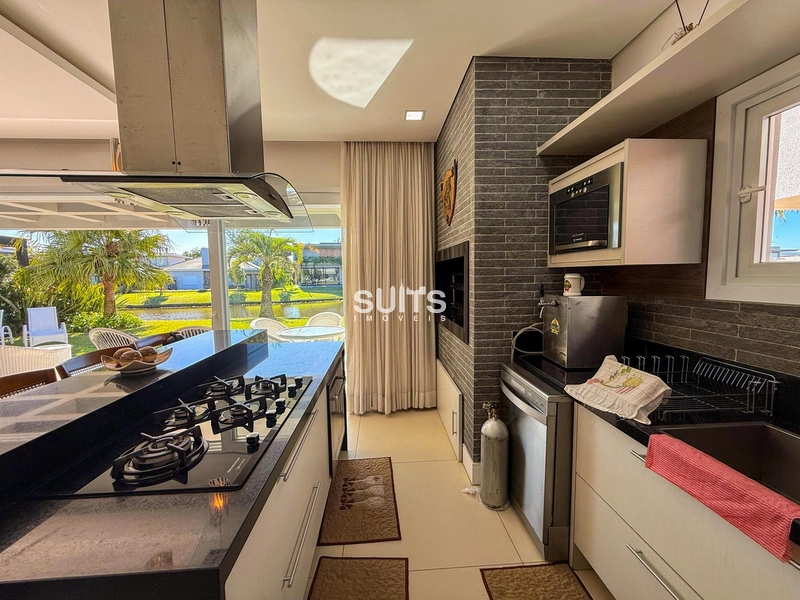 Magnífico sobrado beira lago no condomínio Villaggio: 19ª foto da galeria de imagens do imóvel