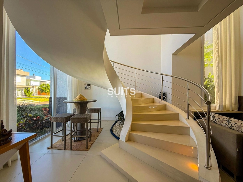 Magnífico sobrado beira lago no condomínio Villaggio: 24ª foto da galeria de imagens do imóvel