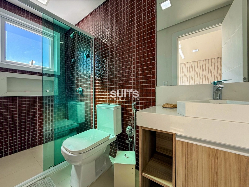 Magnífico sobrado beira lago no condomínio Villaggio: 38ª foto da galeria de imagens do imóvel