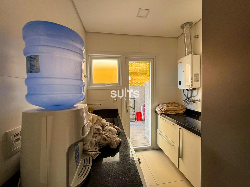 Magnífico sobrado beira lago no condomínio Villaggio: 20ª foto da galeria de imagens do imóvel