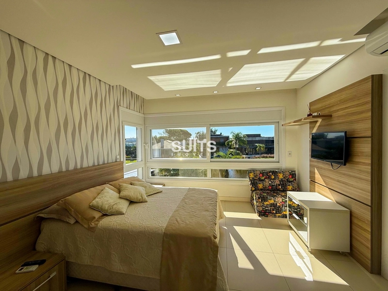 Magnífico sobrado beira lago no condomínio Villaggio: 41ª foto da galeria de imagens do imóvel