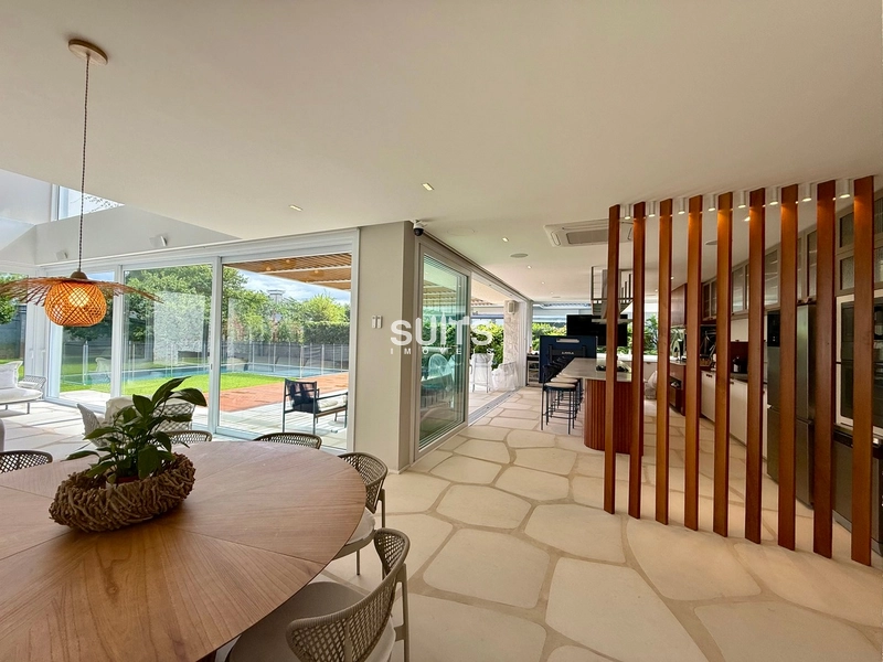 Linda casa com projeto exclusivo no condominio Ilhas Park em Atlantida: 16ª foto da galeria de imagens do imóvel