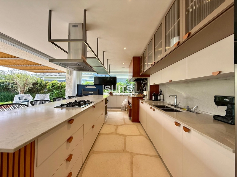 Linda casa com projeto exclusivo no condominio Ilhas Park em Atlantida: 10ª foto da galeria de imagens do imóvel