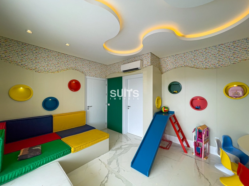 Incrível mansão beira lago no condomínio Enseada: 49ª foto da galeria de imagens do imóvel