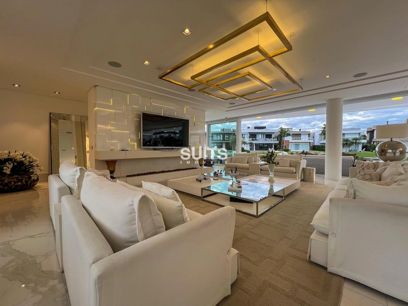 Incrível mansão beira lago no condomínio Enseada: 71ª foto da galeria de imagens do imóvel