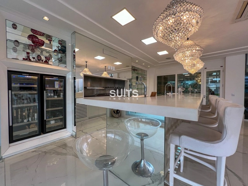 Incrível mansão beira lago no condomínio Enseada: 54ª foto da galeria de imagens do imóvel