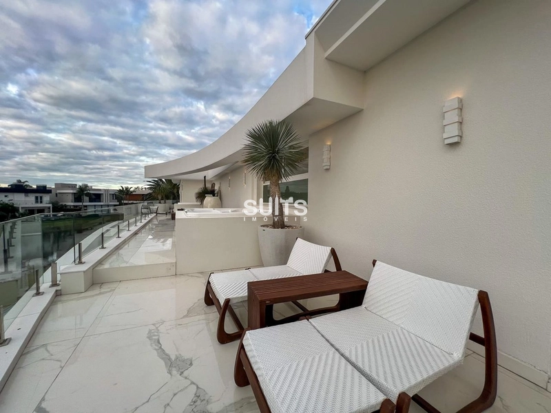 Incrível mansão beira lago no condomínio Enseada: 62ª foto da galeria de imagens do imóvel