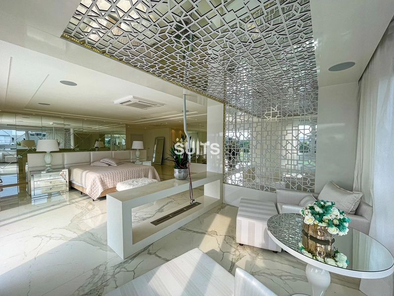 Incrível mansão beira lago no condomínio Enseada: 29ª foto da galeria de imagens do imóvel