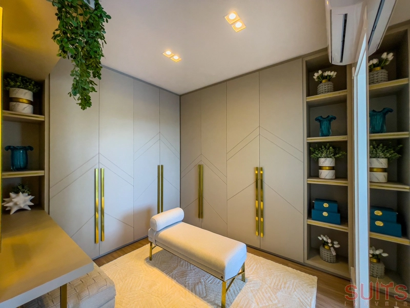 Mansão belíssima nas margens do lago no condomínio Enseada: 79ª foto da galeria de imagens do imóvel