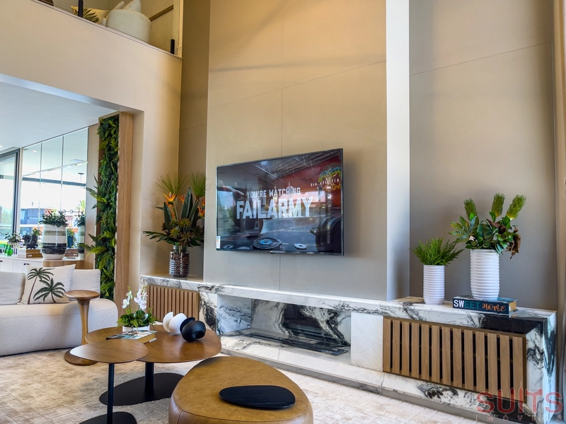 Mansão belíssima nas margens do lago no condomínio Enseada: 7ª foto da galeria de imagens do imóvel