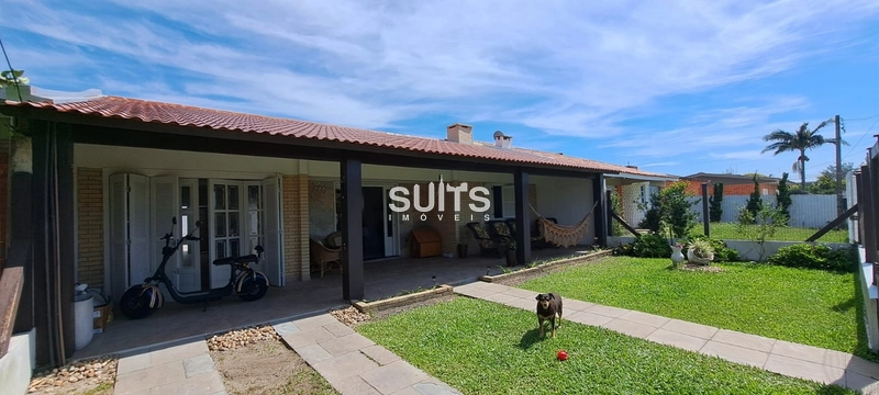 Casa à venda em ótima localização no centro de Xangri-Lá: 4ª foto da galeria de imagens do imóvel