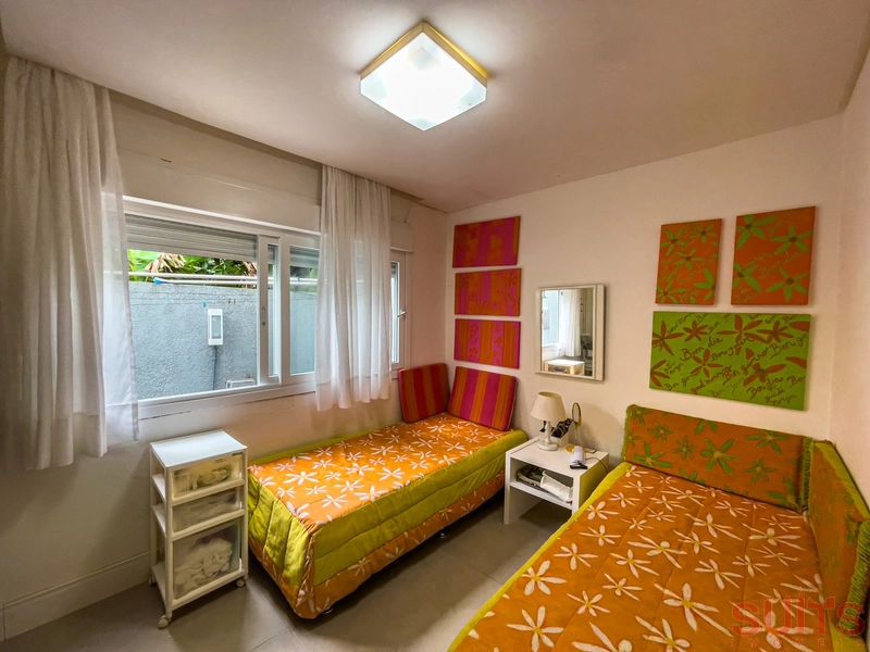 Magnifica mansão à beira mar na praia de Atlântida: 32ª foto da galeria de imagens do imóvel