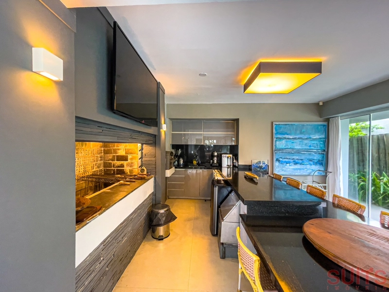 Magnifica mansão à beira mar na praia de Atlântida: 16ª foto da galeria de imagens do imóvel