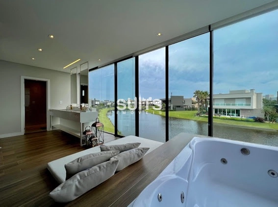 Incrível sobrado beira lago no condomínio Enseada: 26ª foto da galeria de imagens do imóvel