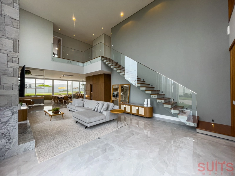 Magnífica mansão beira lago no condomínio Sense: 5ª foto da galeria de imagens do imóvel