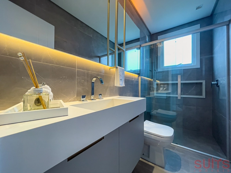 Magnífica mansão beira lago no condomínio Sense: 37ª foto da galeria de imagens do imóvel