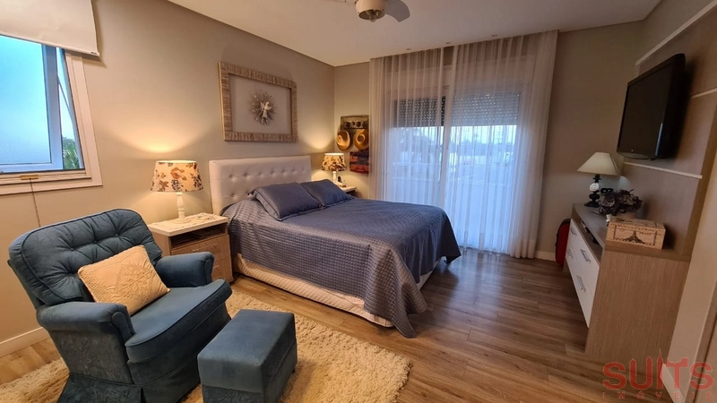 Lindíssima mansão próxima ao clube non condomínio Malibu: 13ª foto da galeria de imagens do imóvel