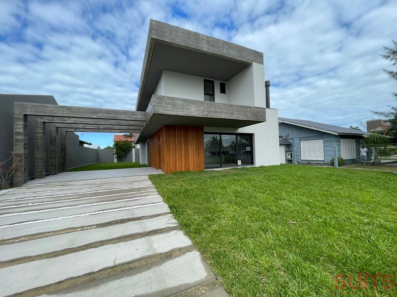 Excelente sobrado próximo do mar na praia de Atlântida em Xangri-Lá: 3ª foto da galeria de imagens do imóvel