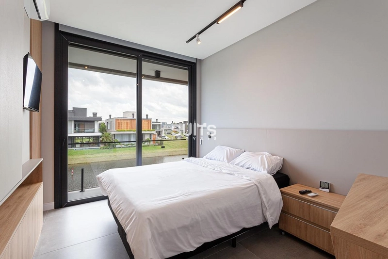 Excelente sobrado beira lago no condomínio Sunset: 42ª foto da galeria de imagens do imóvel