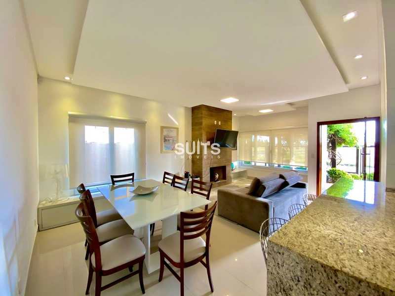 Excelente casa à venda no centro de Xangri-lá: 6ª foto da galeria de imagens do imóvel