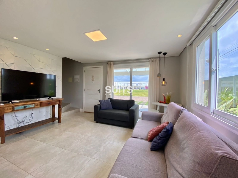 Excelente casa à venda no condomínio Páteo Marbella: 2ª foto da galeria de imagens do imóvel