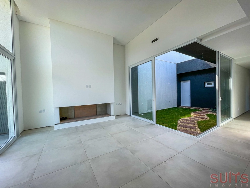 Casa com projeto arrojado no Condomínio Blue em Xangri-Lá: 6ª foto da galeria de imagens do imóvel