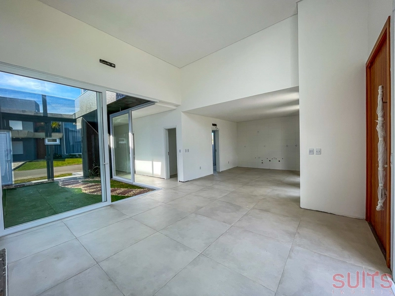 Casa com projeto arrojado no Condomínio Blue em Xangri-Lá: 4ª foto da galeria de imagens do imóvel