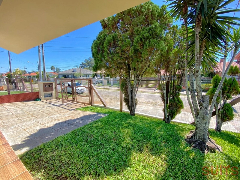 Casa à poucos metros do mar no Centro de Xangri-Lá: 3ª foto da galeria de imagens do imóvel