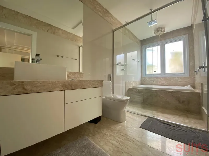 Excelente sobrado beira-lago no condomínio Enseada: 13ª foto da galeria de imagens do imóvel