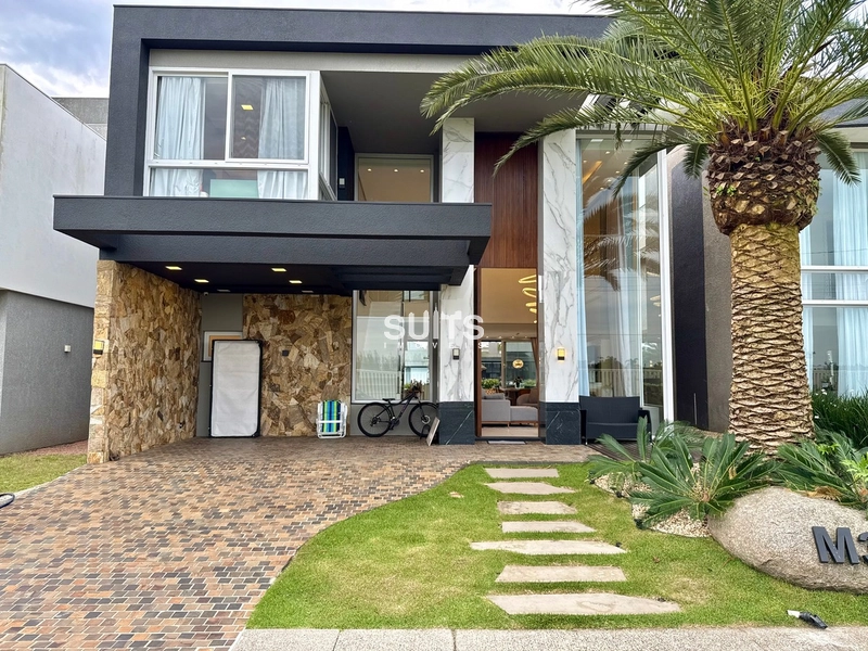 Lindo sobrado beira lago no condomínio Capão Ilhas Resort