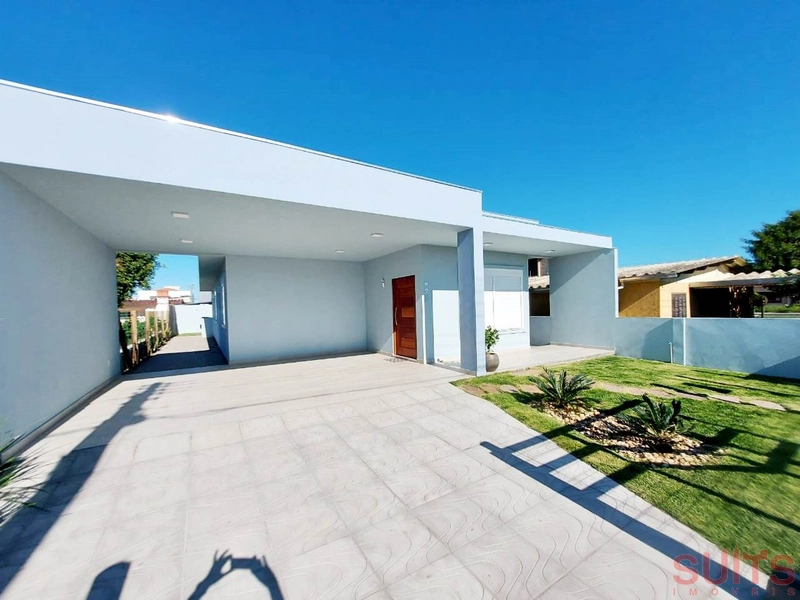 Excelente casa à venda no Centro de Xangri-Lá: 5ª foto da galeria de imagens do imóvel