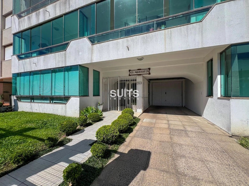 Lindíssimo apartamento à venda na avenida principal de Atlântida