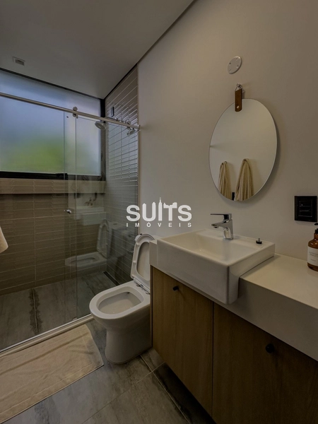 Excelente sobrado beira-lago no Condomínio Enseada: 22ª foto da galeria de imagens do imóvel