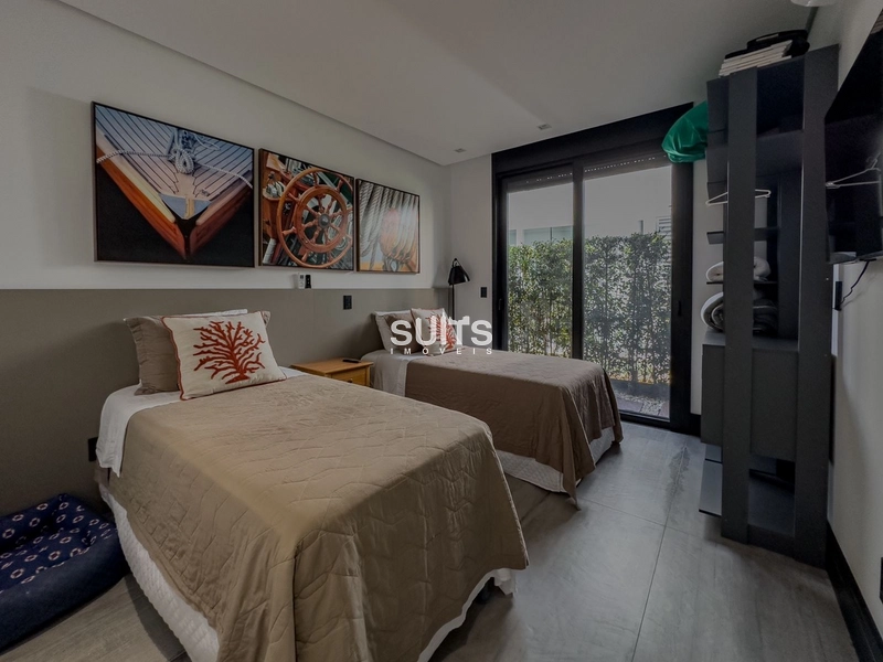 Excelente sobrado beira-lago no Condomínio Enseada: 26ª foto da galeria de imagens do imóvel