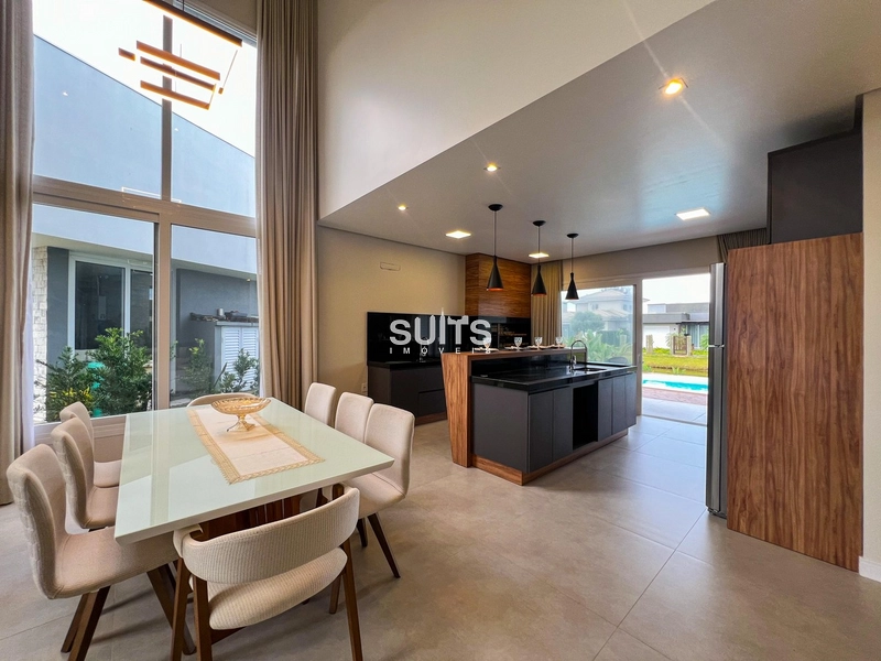 Excelente sobrado beira lago no condomínio Riviera: 12ª foto da galeria de imagens do imóvel