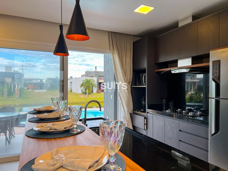 Excelente sobrado beira lago no condomínio Riviera: 15ª foto da galeria de imagens do imóvel