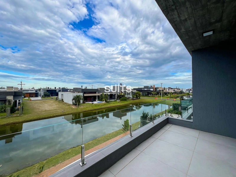 Excelente sobrado beira lago no condomínio Riviera: 34ª foto da galeria de imagens do imóvel