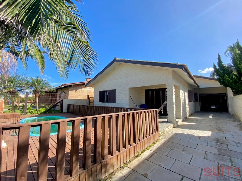 Excelente casa à venda na praia de Rainha do Mar: 2ª foto da galeria de imagens do imóvel