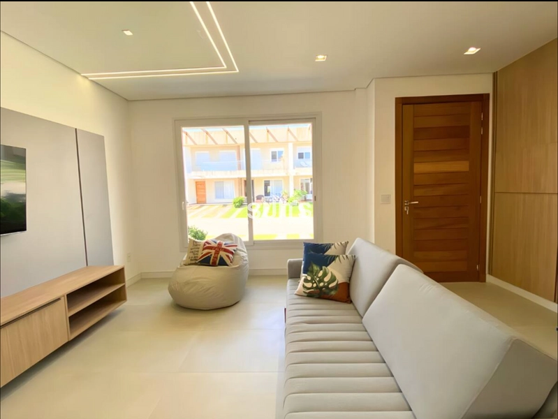 Excelente sobrado à venda no condomínio Murano em Capão da Canoa: 2ª foto da galeria de imagens do imóvel