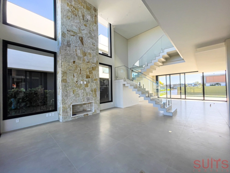 Mansão com projeto arrojado no Condomínio Sense em Xangri-Lá: 3ª foto da galeria de imagens do imóvel