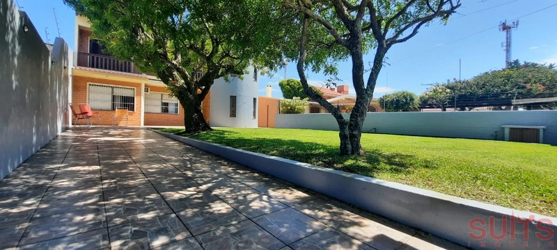 Sobrado com 02 terrenos na praia de Rainha do mar: 2ª foto da galeria de imagens do imóvel