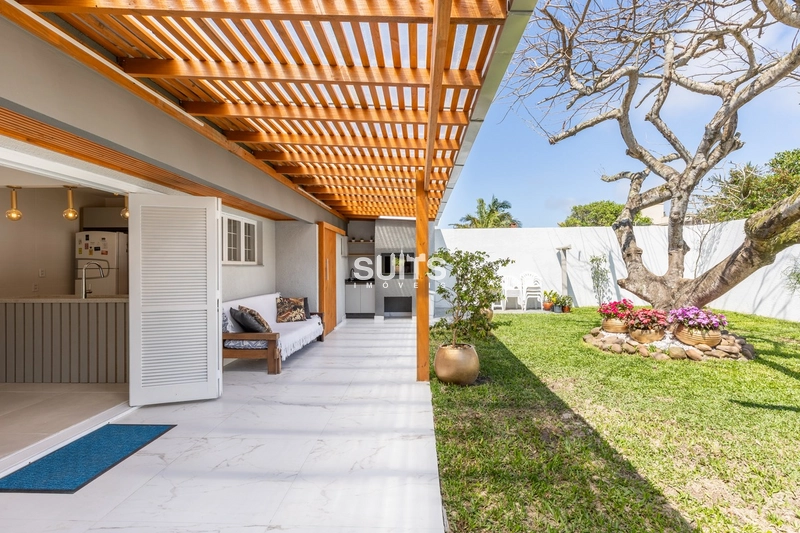 Belíssima casa em excelente localização na praia de Atlântida: 30ª foto da galeria de imagens do imóvel