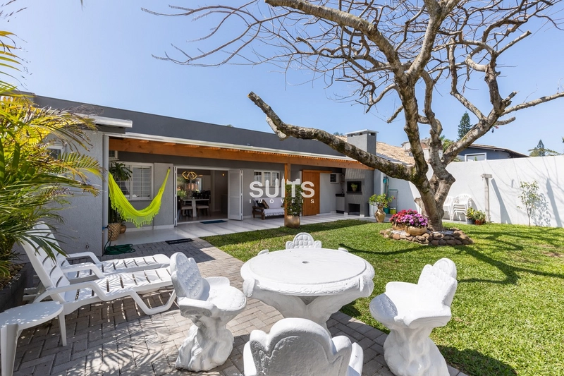 Belíssima casa em excelente localização na praia de Atlântida: 35ª foto da galeria de imagens do imóvel