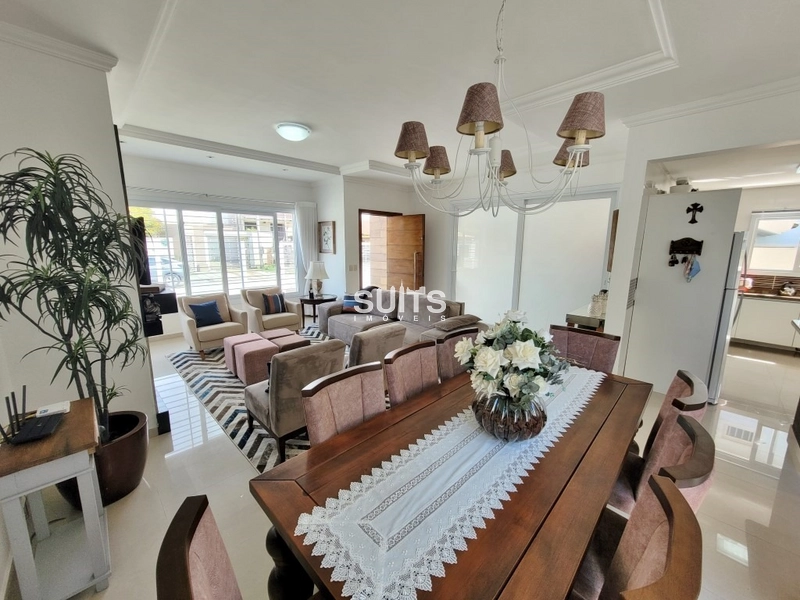 Excelente casa à poucos metros do mar na praia de Rainha do Mar: 8ª foto da galeria de imagens do imóvel